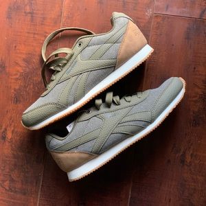 Classic Reebok olive green with tan.
